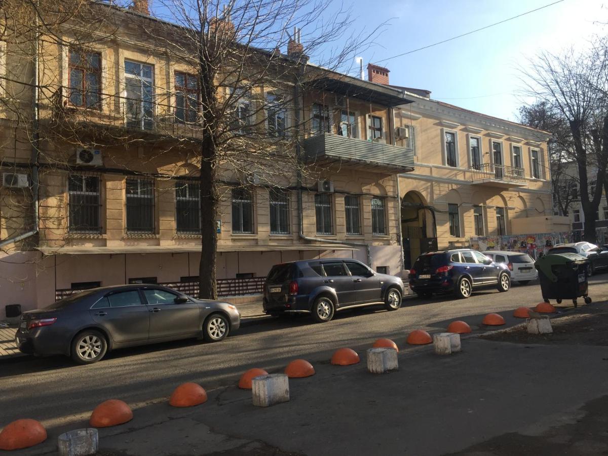 Apartament Cozy Studio Near Greek square Odessa Zewnętrze zdjęcie